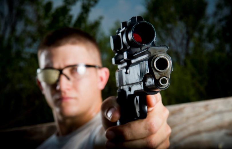 best pistol scope best pistol scope